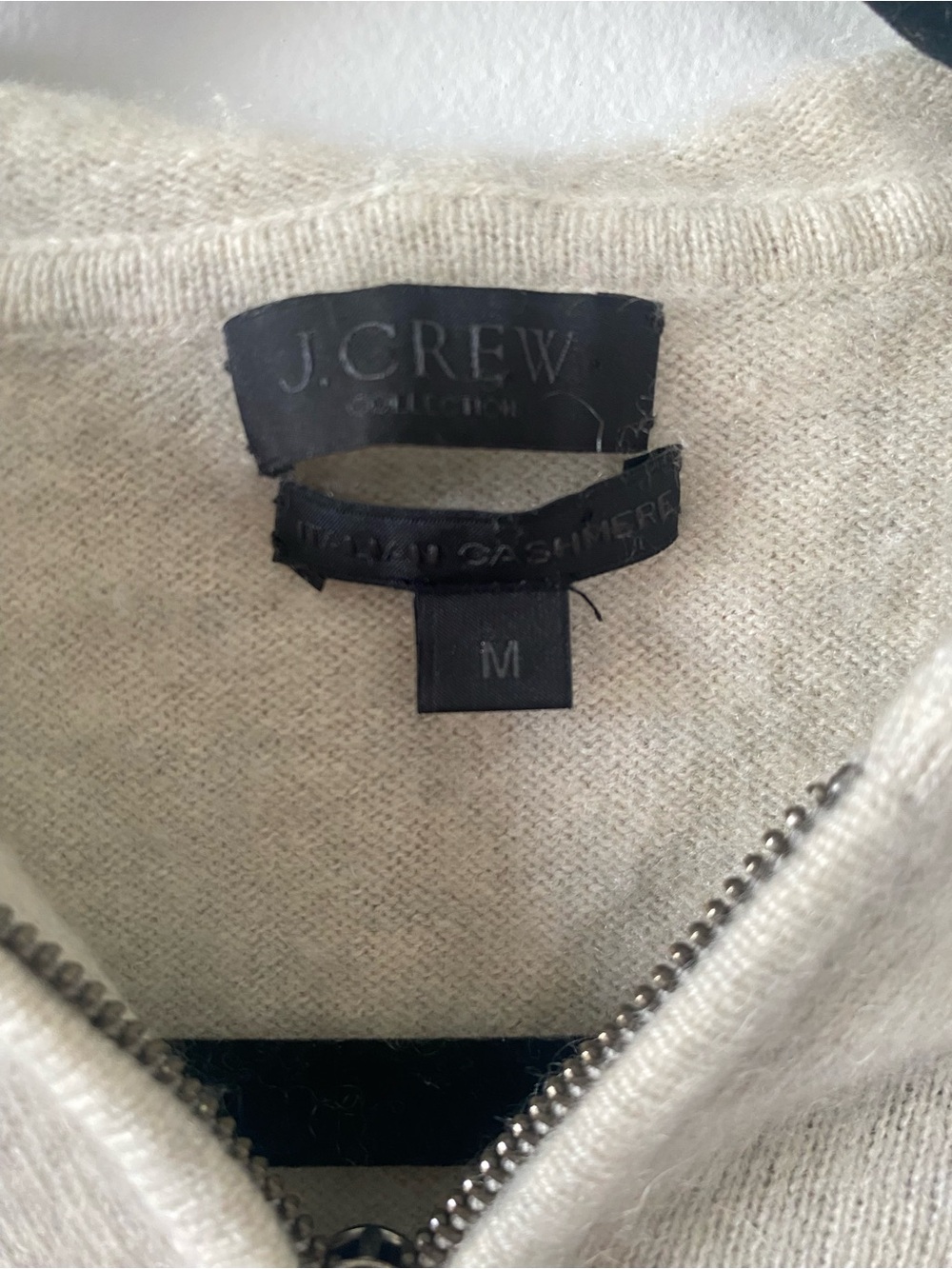 100% Italian Cashmere J. Crew Neutral Zip-Up Hooded Sweater, Quiet Luxury Size M - Picture 2 of 9